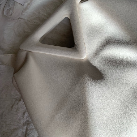 Handbag ๐ - Picture 9 of 12